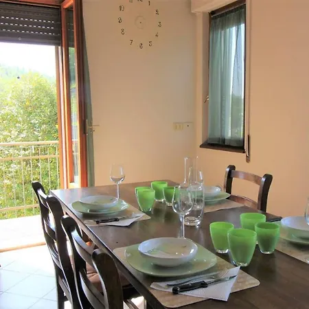 Terrazza Sul Lago Nella Casa Sul Golfo *