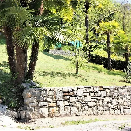 Terrazza Sul Lago Nella Casa Sul Golfo Apartmán Miasino