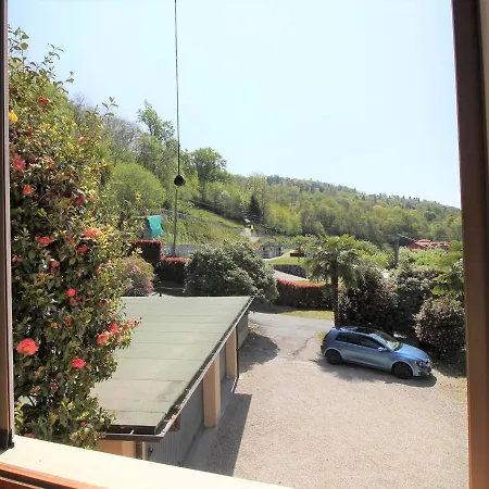 Terrazza Sul Lago Nella Casa Sul Golfo Apartmán *