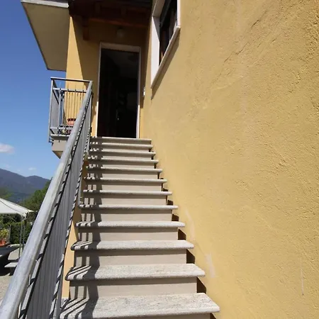 Apartmán Terrazza Sul Lago Nella Casa Sul Golfo